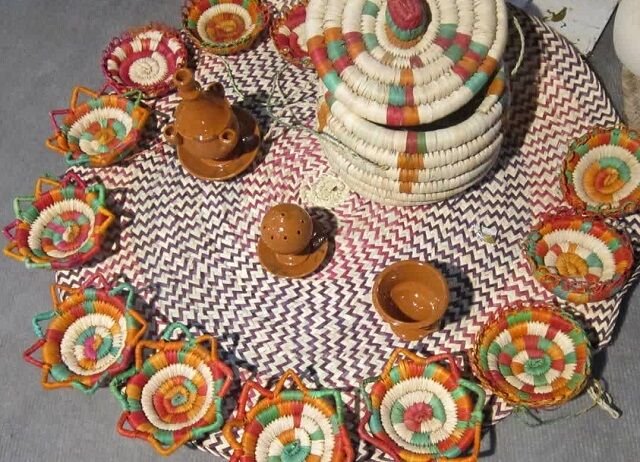 جهانی‌سازی هنر نیاکان/ صنعتگر هرمزگانی از میناب تا آسیای میانه، الگویی برای نسل جوان