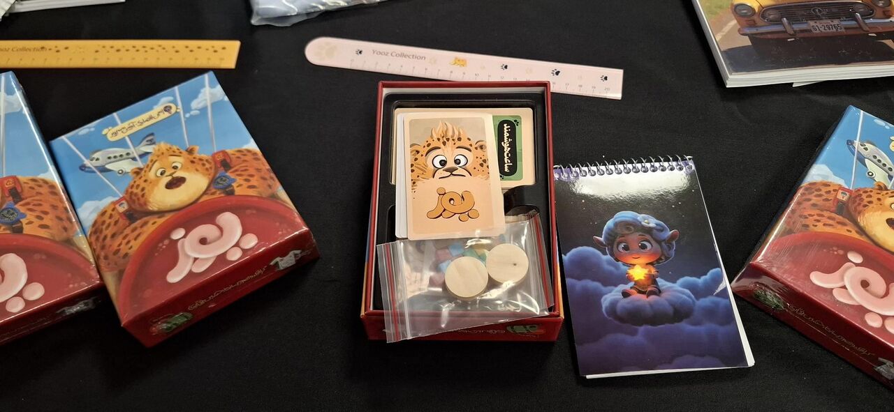 نمایشگاه پوشاک و محصولات فرهنگی کودکان و نوجوانان در وزارت فرهنگ