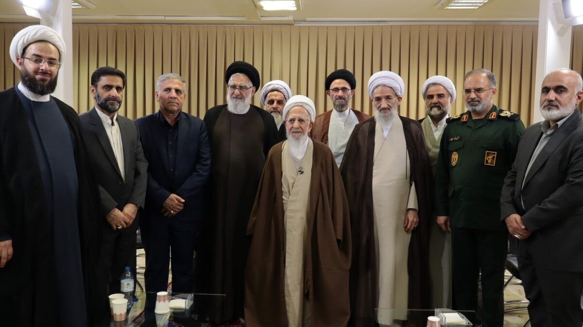 آیت‌الله جوادی آملی: وظیفه روحانیت، جاهلیت‌زدایی است