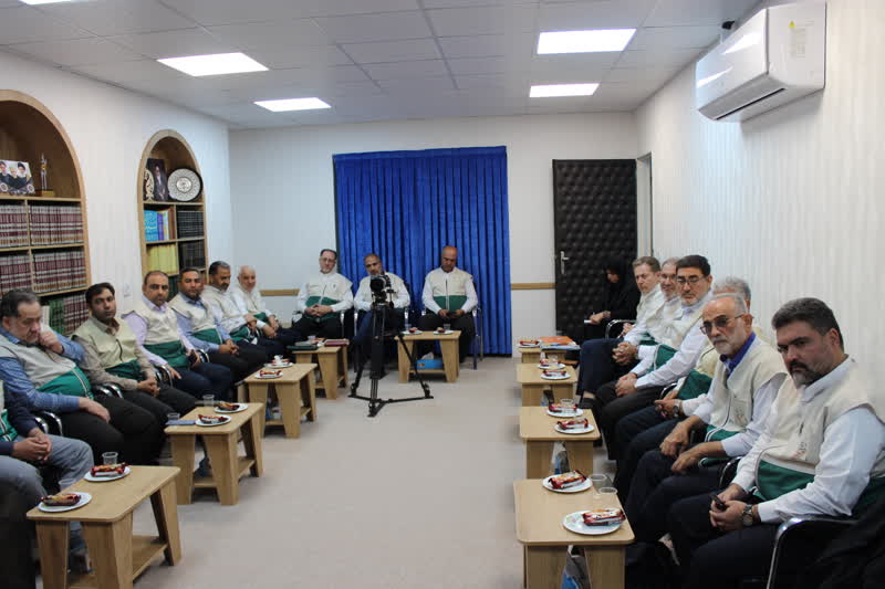 خدمت به نام امام رضا(ع) عبادت است