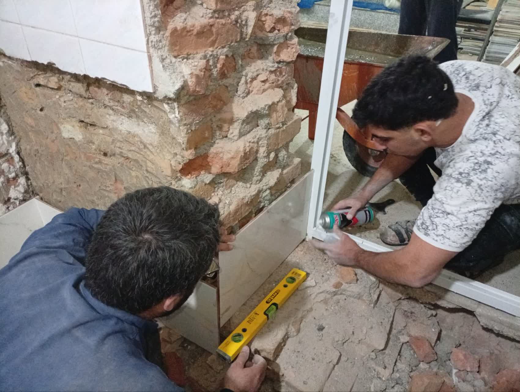 مسجدی که نبض تپنده آن در دستان نوجوانان است