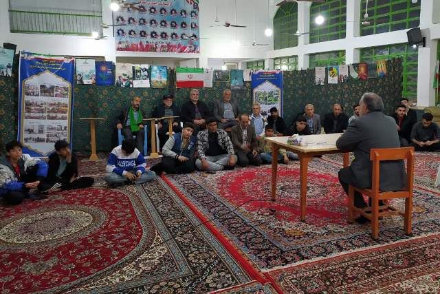 تداوم حلقه‌های کتابخوانی در کانون بیت‌الرضا علی‌آباد