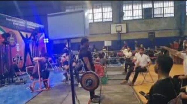 قهرمانی بچه مسجدی پارسیان در مسابقات کشوری پاورلیفتینگ