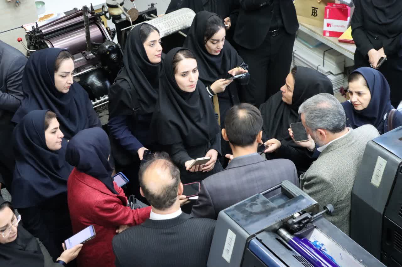 چاپ آذربایجان غربی هزار و ۹۵۰ شغل را تثبیت کرد/ احداث شهرک صنفی برای رفع پراکندگی