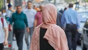 بیش از ۴۰ نماینده انگلیس خواستار تعریف رسمی اسلام‌هراسی شدند