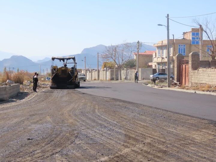 آسفالت معابر روستای قره کندی چایپاره آماده افتتاح شد