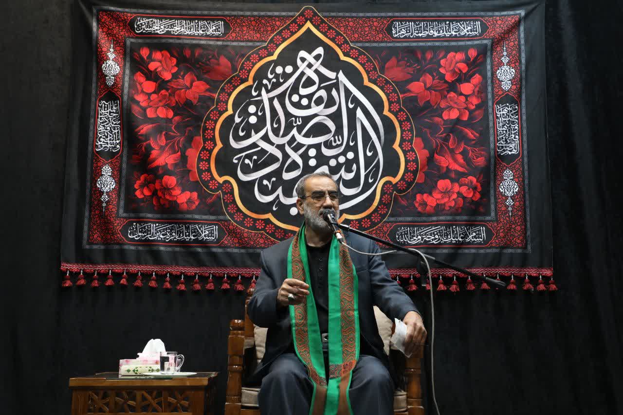 برگزاری مراسم عزای فاطمی در دفتر نماینده ولیفقیه در استان و امام جمعه سمنان