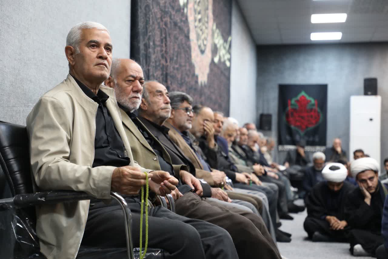 برگزاری مراسم عزای فاطمی در دفتر نماینده ولی‌فقیه در استان و امام جمعه سمنان