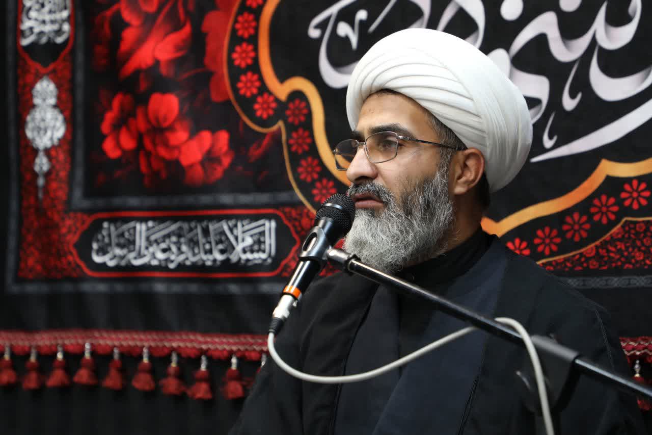 برگزاری مراسم عزای فاطمی در دفتر نماینده ولی‌فقیه در استان و امام جمعه سمنان
