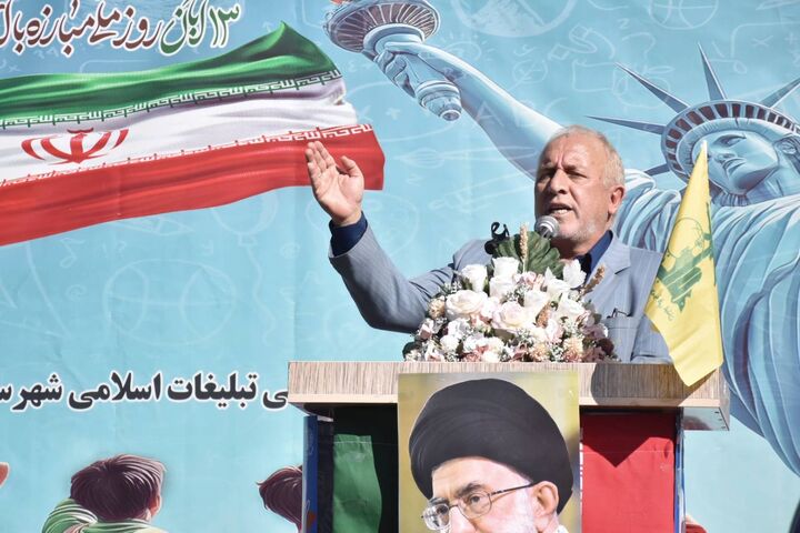 مردم ایران با تبعیت از ولایت، جبهه حق را تقویت کرده‌اند