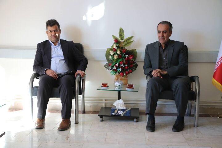 ارتباط سامانه‌های نوین کمیته امداد و ثبت احوال برای تسهیل خدمات‌رسانی به مردم ایلام