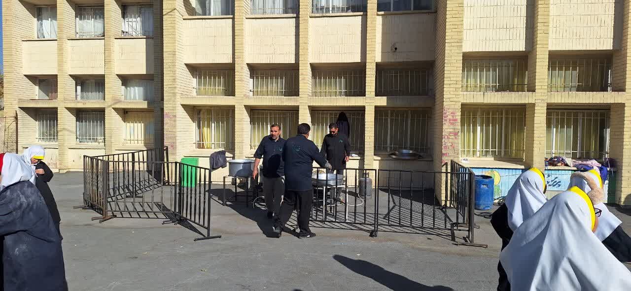 موکب راه شهدا؛ از خدمترسانی در مسیر اربعین تا روشنگری در مدارس