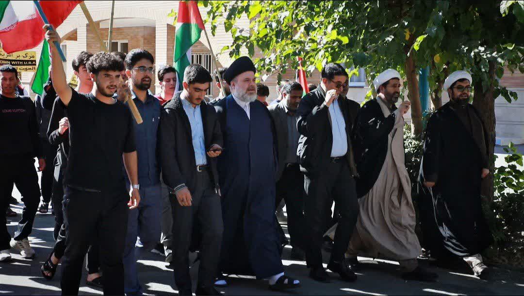 فریاد مرگ بر آمریکا در دانشگاه فرهنگیان شهید باهنر اراک طنین انداز شد