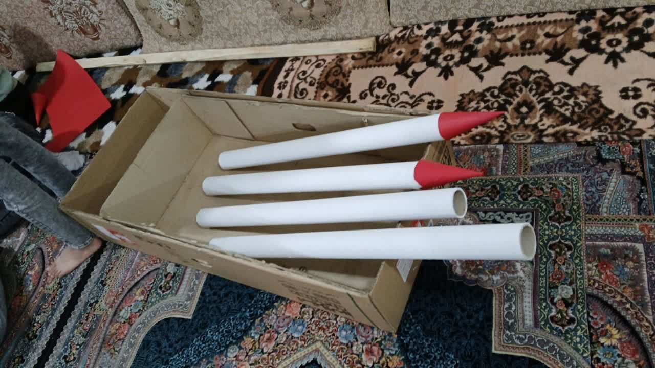 موشکهای نمادین نوجوانان مسجدی در آسمان ایمان و خودباوری ۱۳ آبان