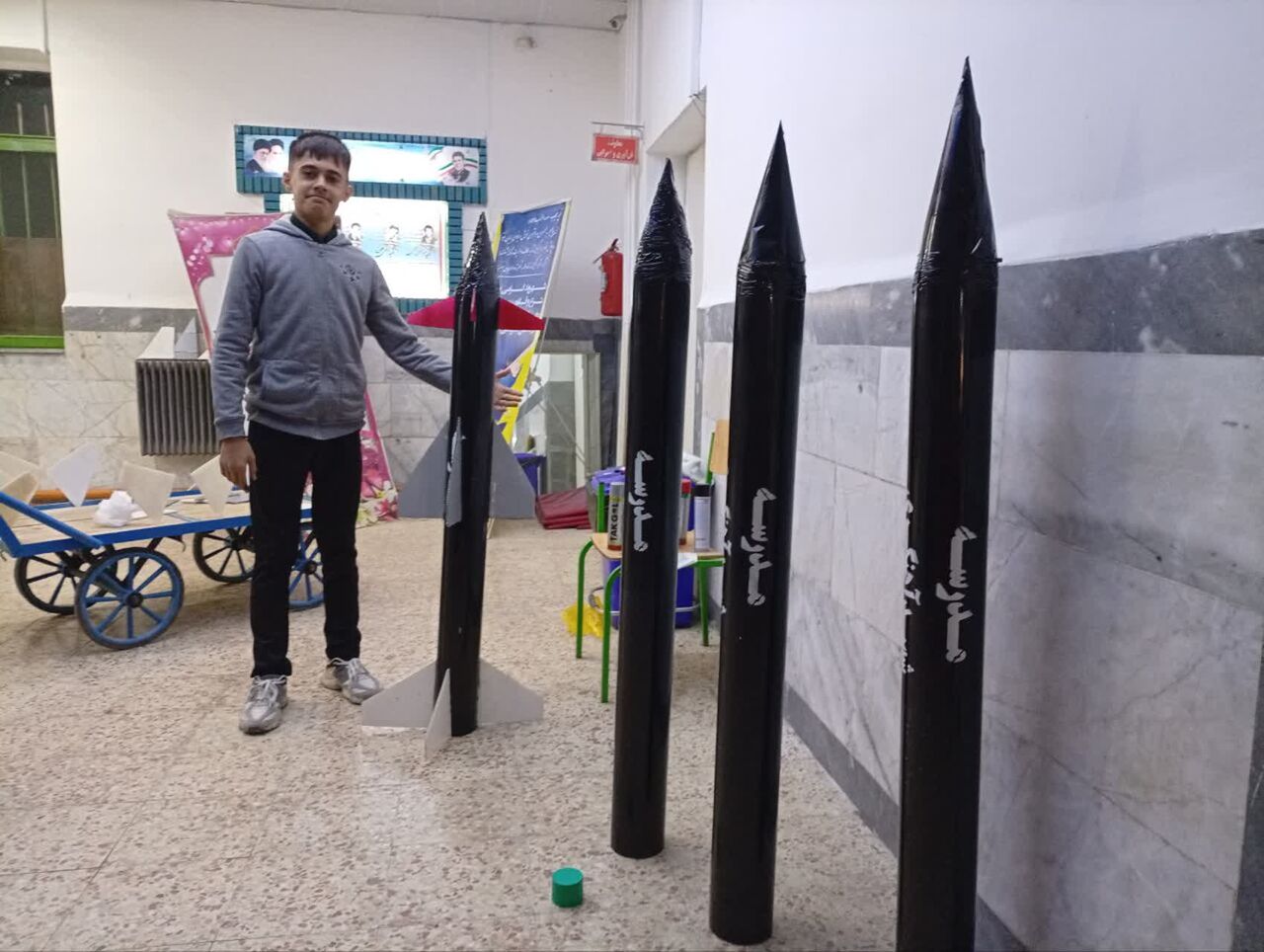 موشک‌های نمادین نوجوانان مسجدی در آسمان ایمان و خودباوری ۱۳ آبان