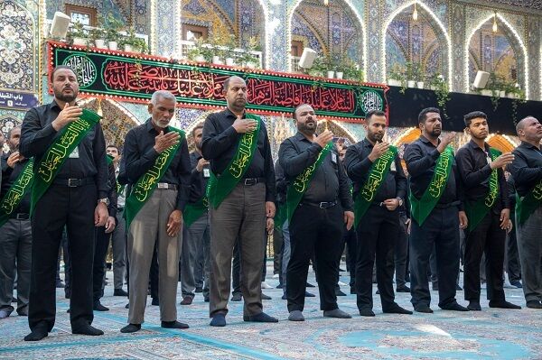 برگزاری مراسم عبادی خادمان آستان عباسی به مناسبت شهادت حضرت زهرا (س)