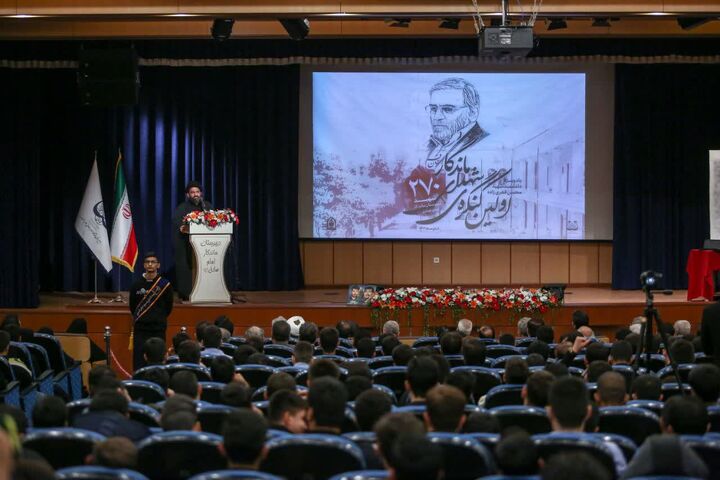 ایمان، وحدت و فرهنگ شهادت سه رکن اصلی پایداری ملت ایران است