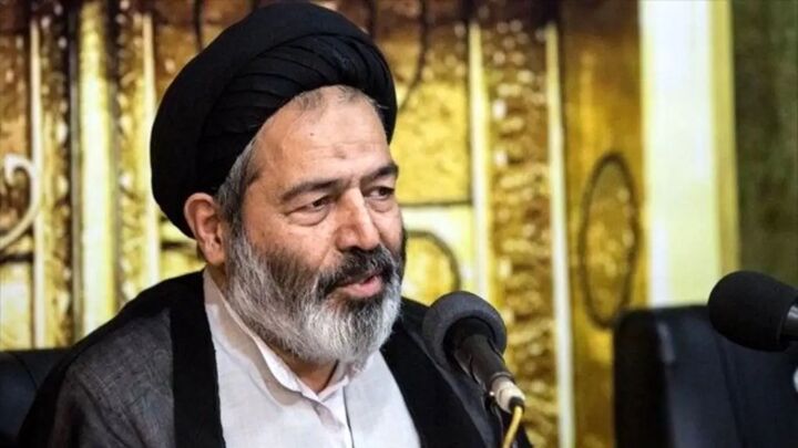 ارتباط با خدا، اصلی ترین هدف سفر حج و زیارت عتبات است