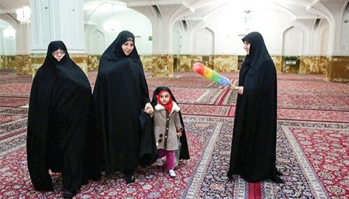 ناگفتههایی جالب از جایگاه زنان در حرم رضوی