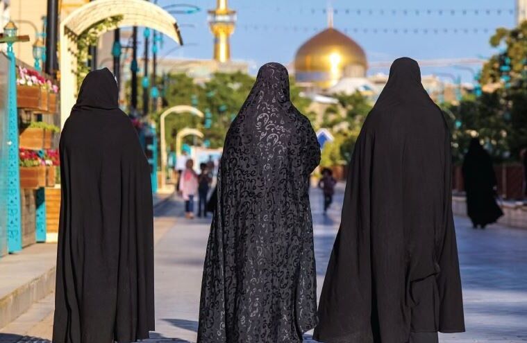 ناگفته‌هایی جالب از جایگاه زنان در حرم رضوی