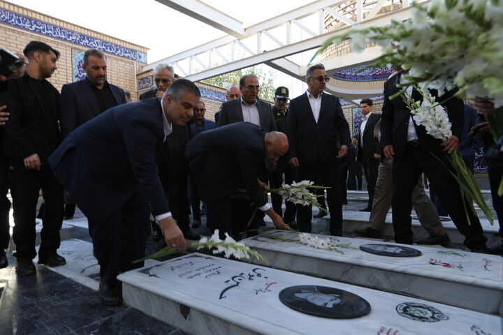 وزیر تعاون، کار و رفاه اجتماعی وارد استان مرکزی شد