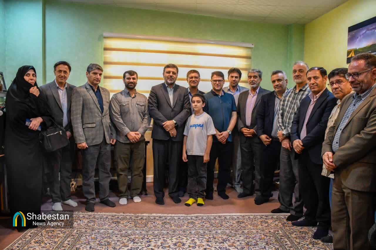 کانون دوستان آسمانی، میزبان مدیرکل صداوسیمای فارس