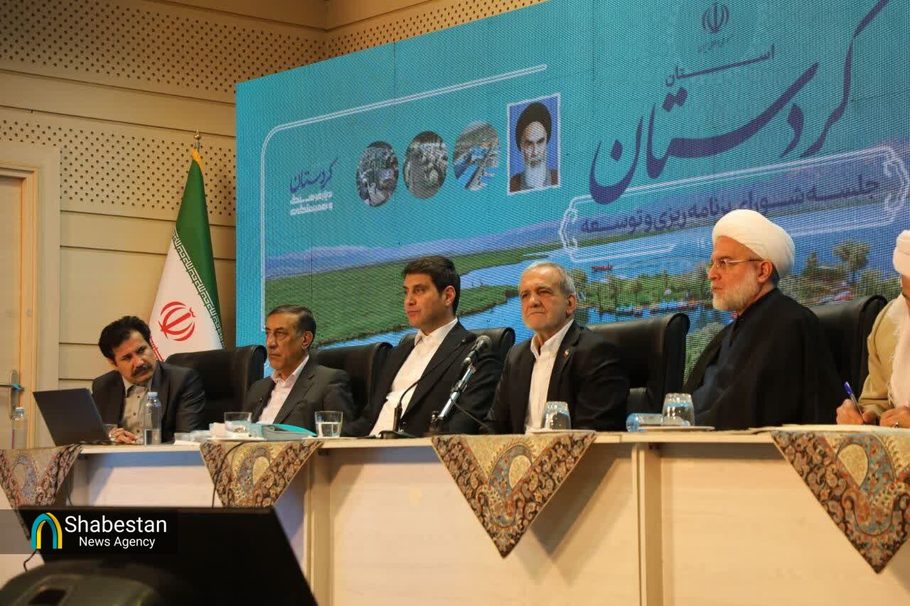 مسیر پیشرفت با برنامه‌ریزی، صرفه‌جویی و همدلی هموار می‌شود