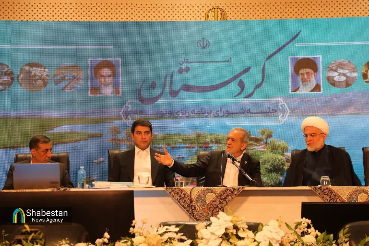 مسیر پیشرفت با برنامه‌ریزی، صرفه‌جویی و همدلی هموار می‌شود