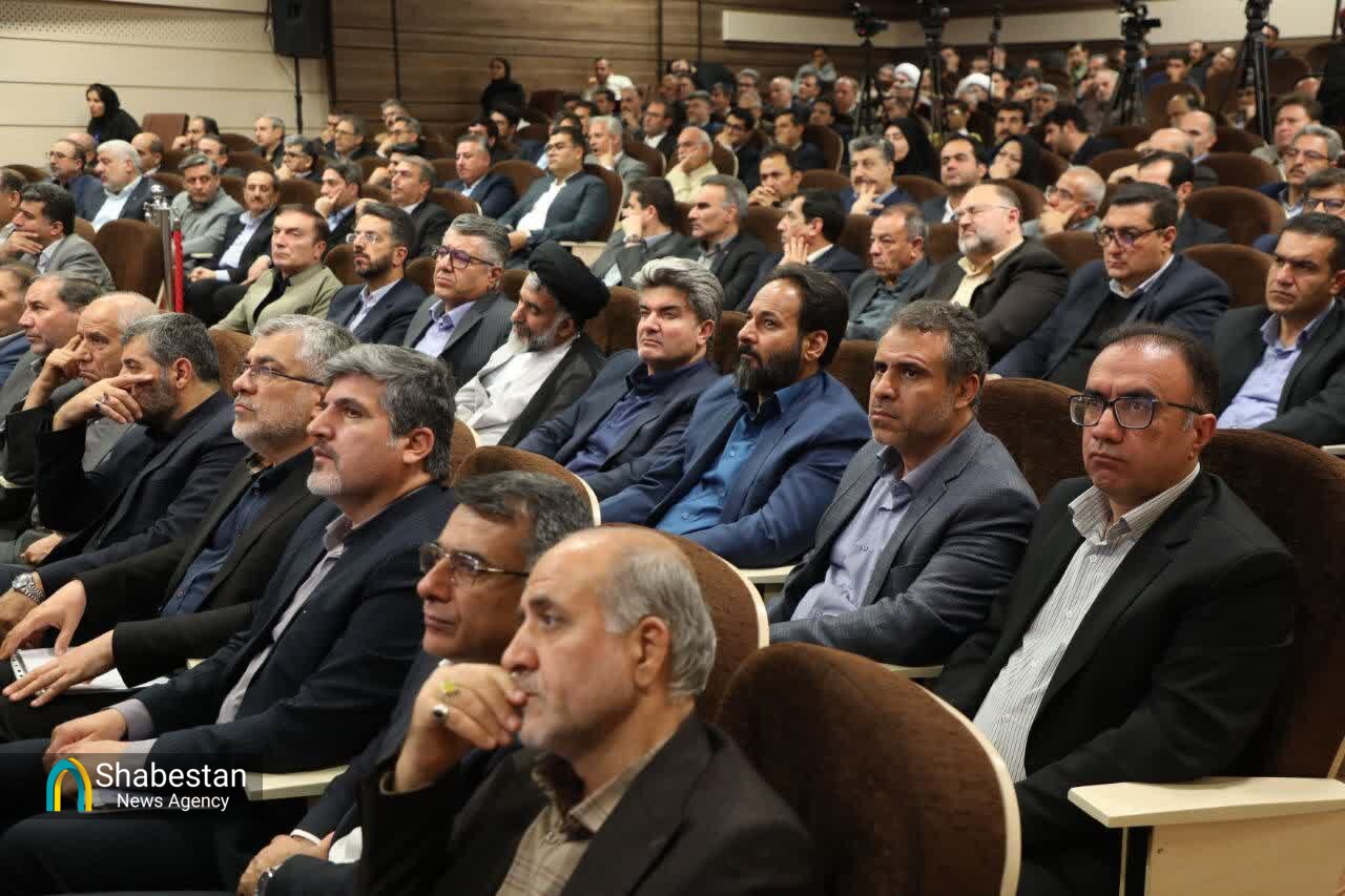 مسیر پیشرفت با برنامه‌ریزی، صرفه‌جویی و همدلی هموار می‌شود