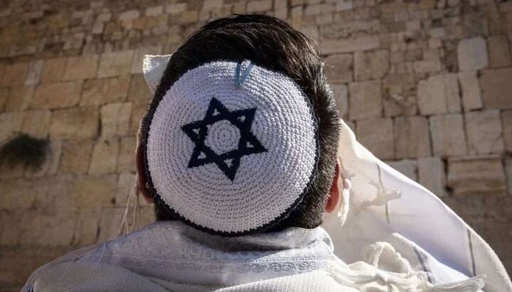 ردّیه سوره جمعه بر سکولاریزاسیون قوم‌گرایانهٔ الهیات یهود