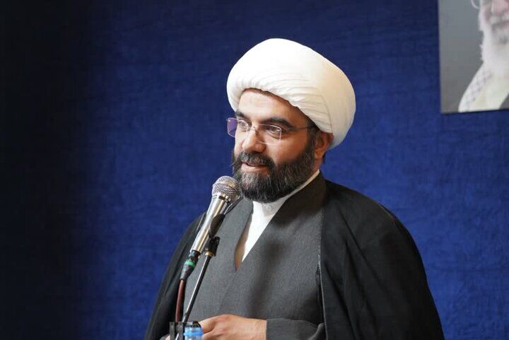 تحول تبلیغ دینی با میدان‌داری مردم / عزت‌زمانی: همه اقشار باید در جهاد تبیین نقش‌آفرین باشند