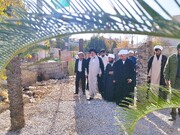 بازدید نماینده ولی فقیه از نمایشگاه «مهر مادری»