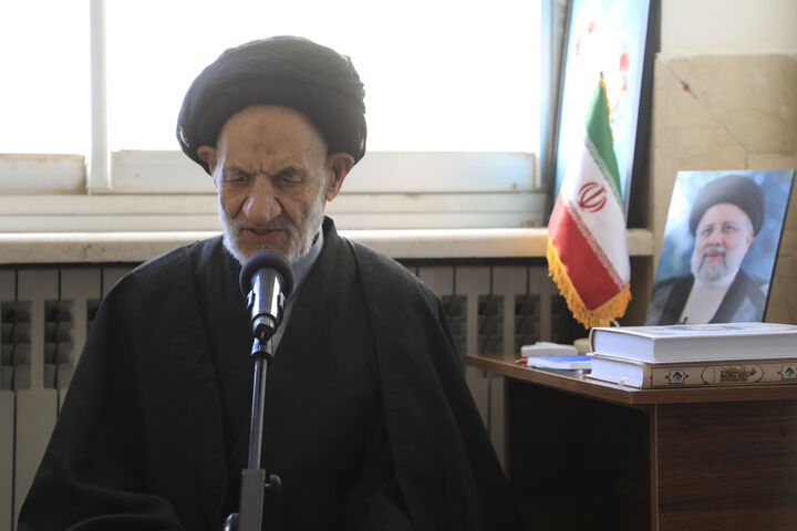 فضای مجازی ابزار نفوذ دشمنان به خانه‌ها شده است