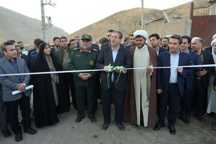 بهره‌برداری از طرح هادی ۱۲ روستای جدید شهرستان باروق