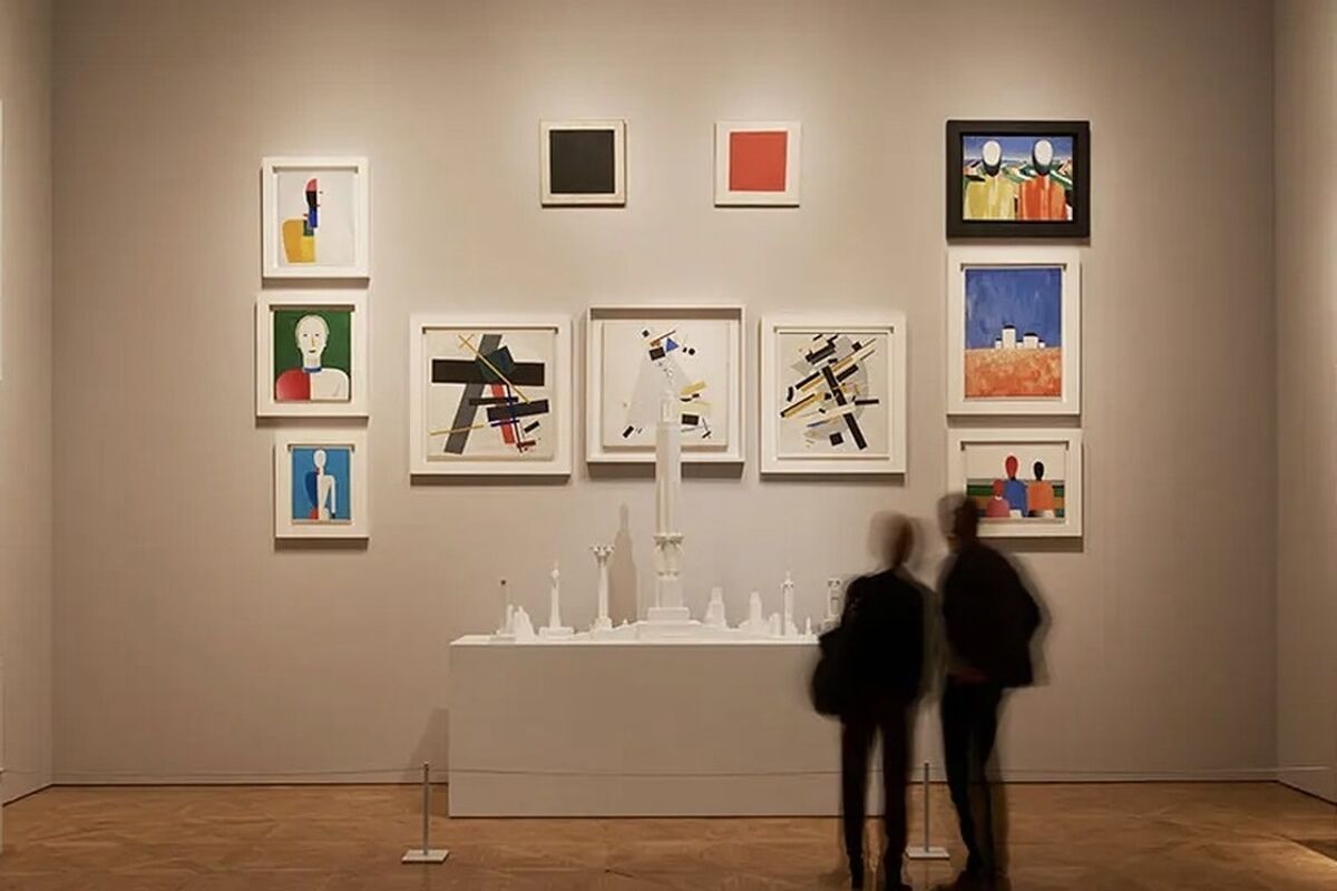 سومین نمایشگاه آثار هنرهای تجسمی هنرمندان پیشکسوت در فرهنگسرای نیاوران