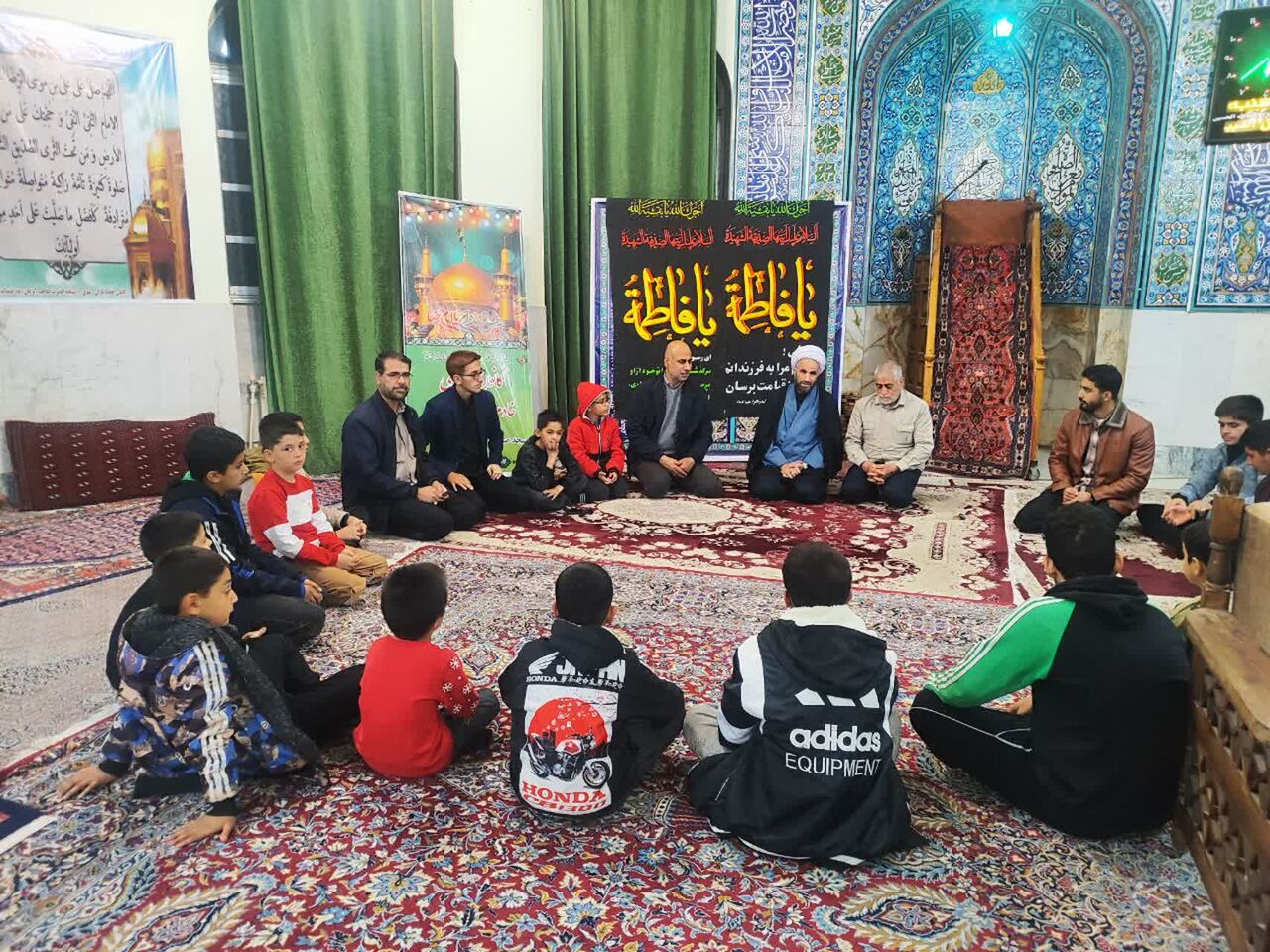 مسجد، خانه دوم نوجوانان است؛ عشق به حضرت زهرا(س) باید در عمل نمود پیدا کند