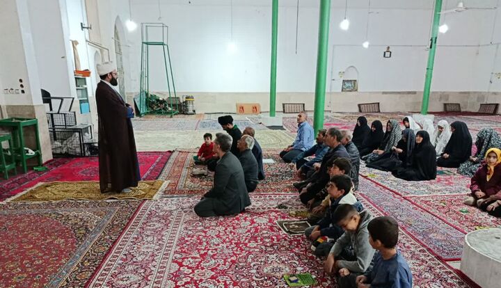 بانوان با تداوم راه حضرت زینب(س) پاسداران فرهنگ دینی باشند