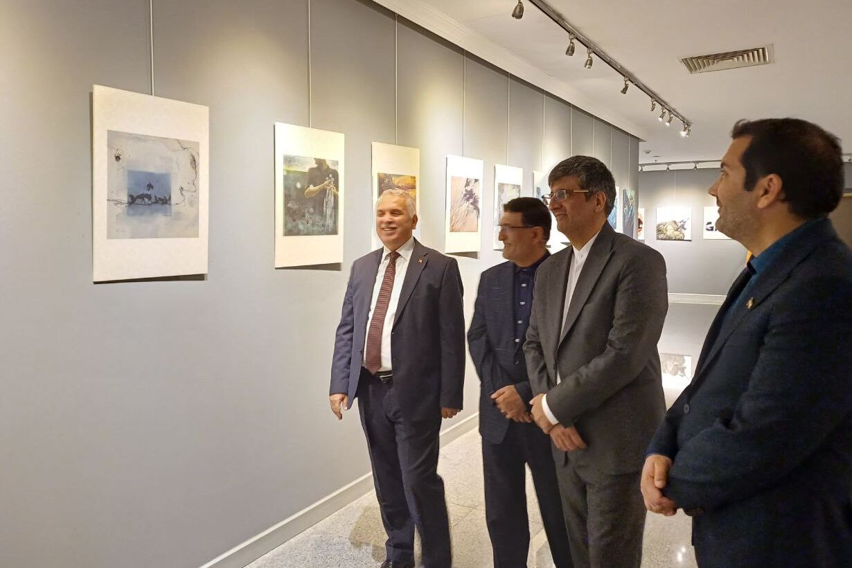 افتتاح نمایشگاه «خانواده، مقاومت و عرفان» در طرابزون ترکیه