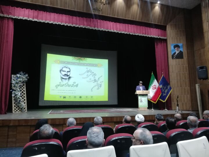 تجلیل از مقام علمی و اخلاقی استاد رضا روزبه در زنجان؛ الگویی از تلفیق علم، ایمان و فروتنی