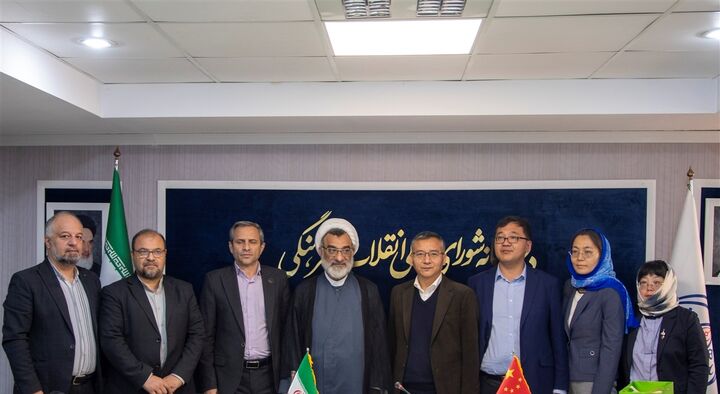 دبیر شورای عالی انقلاب فرهنگی خواستار همکاری ایران و چین درباره علوم انسانی شد