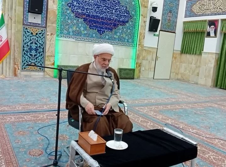 تقویت عقل، ایمان و اخلاق جامعه ایمانی را به رشد می‌رساند