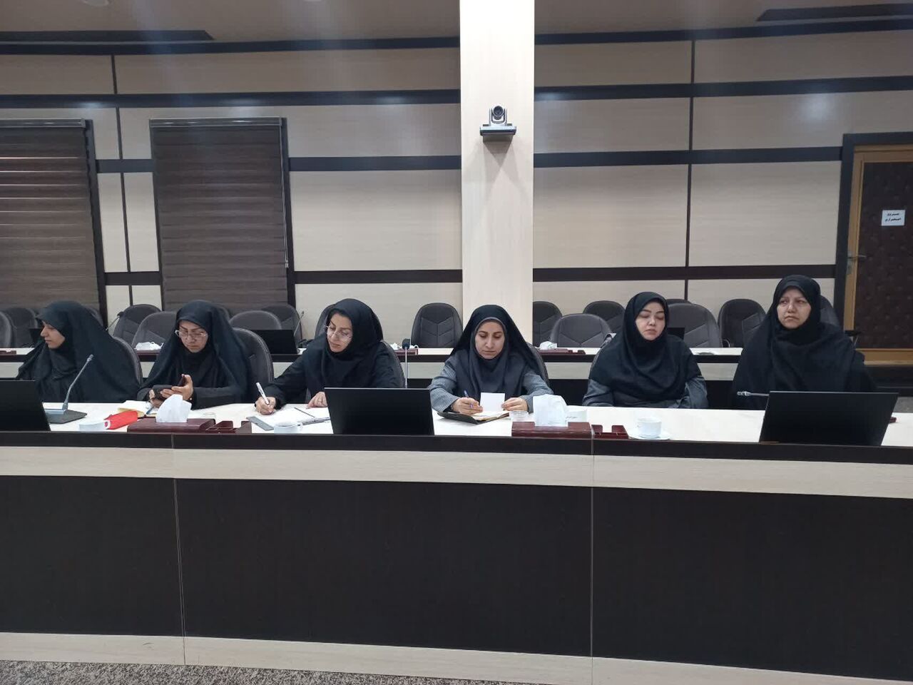 اجرای طرح‌های خلاقانه در هفته زن و روز مادر در خراسان رضوی