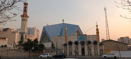 مسجد قدس؛ بنایی با معماری نوگرا