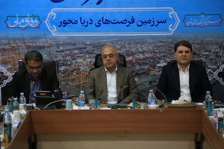 بلوغ سیاسی و وفاق ملی مسیر توسعه استان هرمزگان را هموار می‌کند