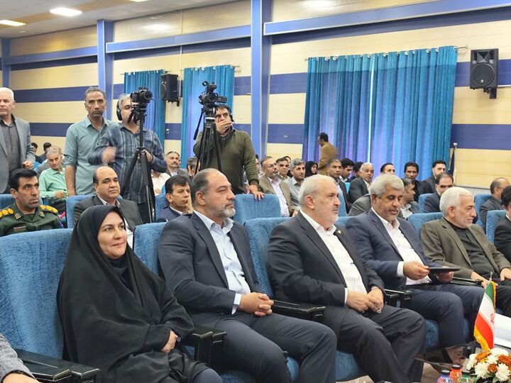 نشست شورای اداری شهرستان های جیرفت و عنبرآباد