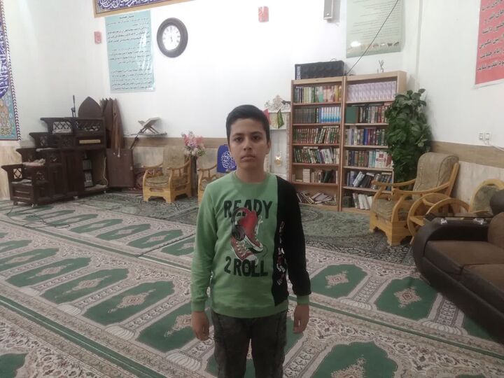 از همان سال‌های ابتدایی زندگی ام با قرآن انس گرفتم