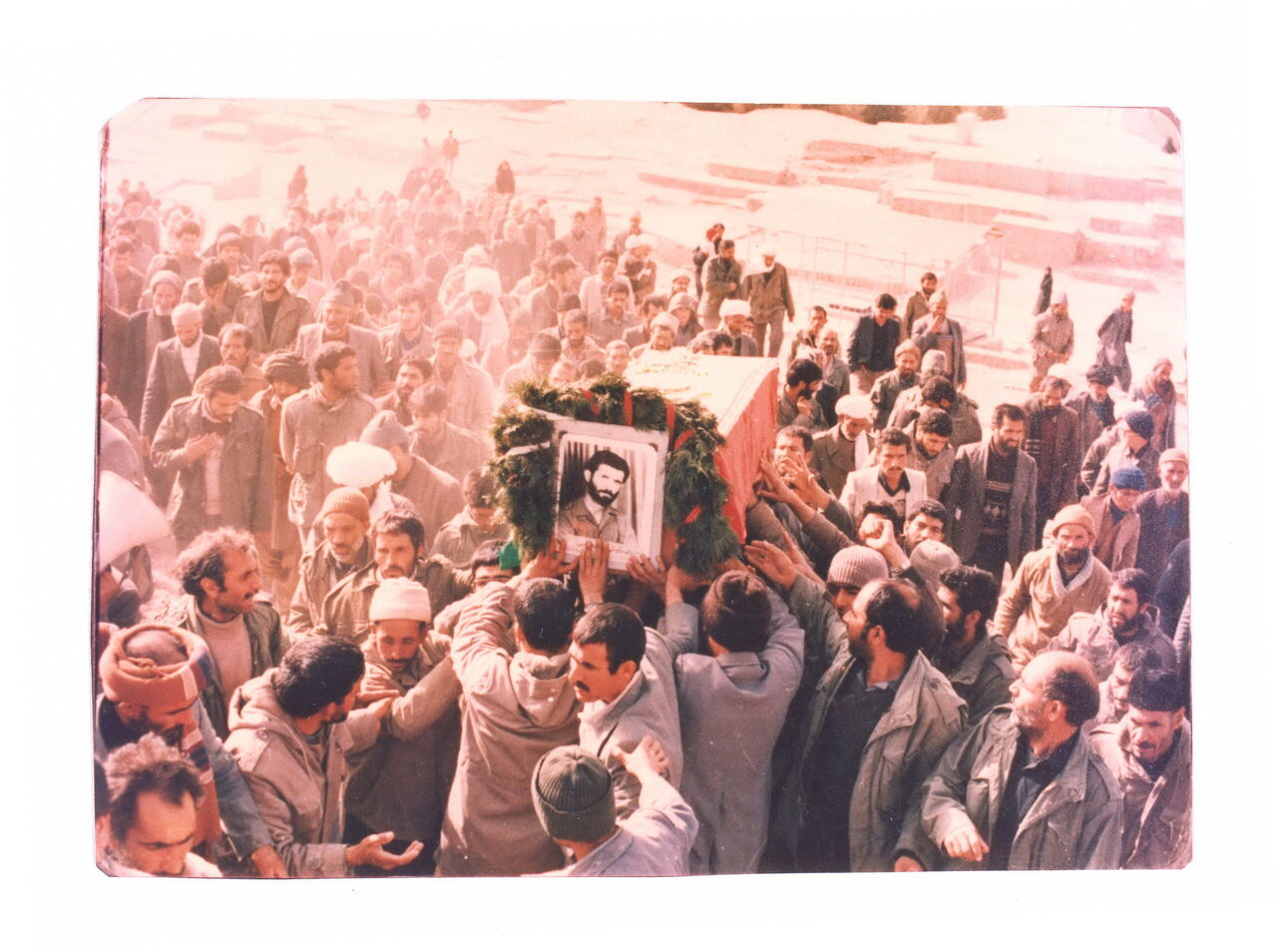 عشق در روزهای دود و باروت/ روایت همسر شهید حسینی از فرمانده «دل» 