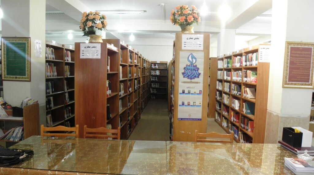 جهرم در سایه کتابها؛ شهری که هنوز با واژه نفس میکشد