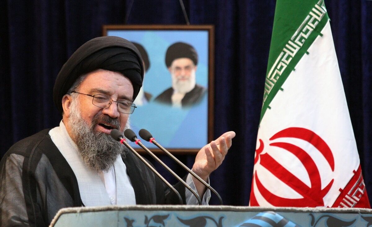 آیت الله خاتمی: تیم مذاکره کننده ذره‌ای از اصول کوتاه نیاید