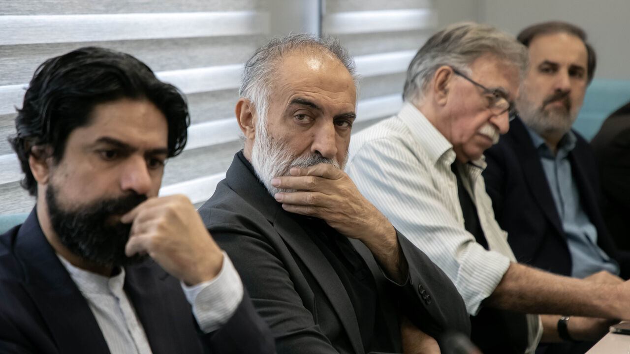 جلسه شورای سیاست‌گذاری چهل‌وسومین جشنواره جهانی فیلم فجر برگزار شد